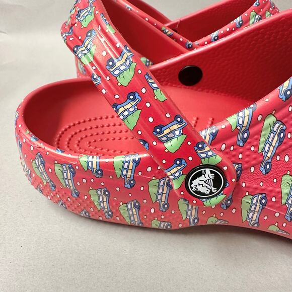 CROCS Classic Clog Vineyard Vines Holiday Red Whale Jibbitz Womens 11 Men 9 NWT - Picture 11 of 16